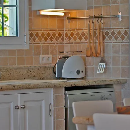 Casa Esther بيت للعطل